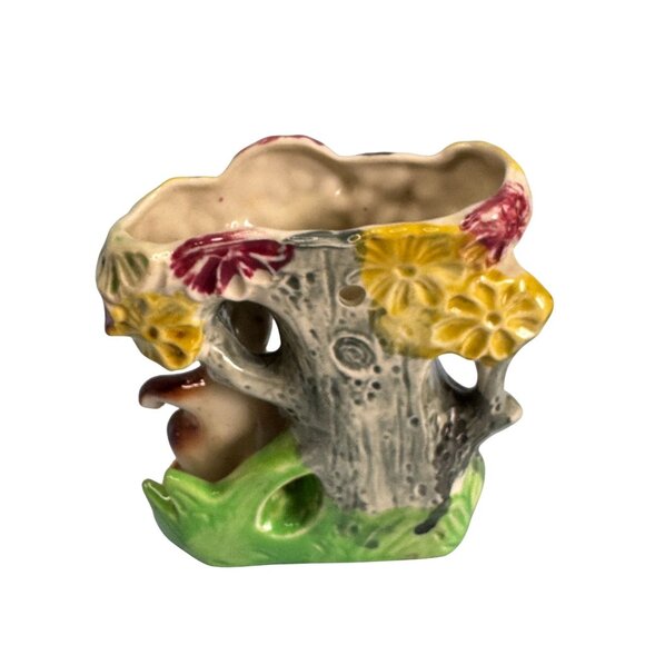 Vintage Japan Chipmunk Wall Pocket Planter Tree Flowers Hand Painted 1950s 5.25 - Picture 4 of 6